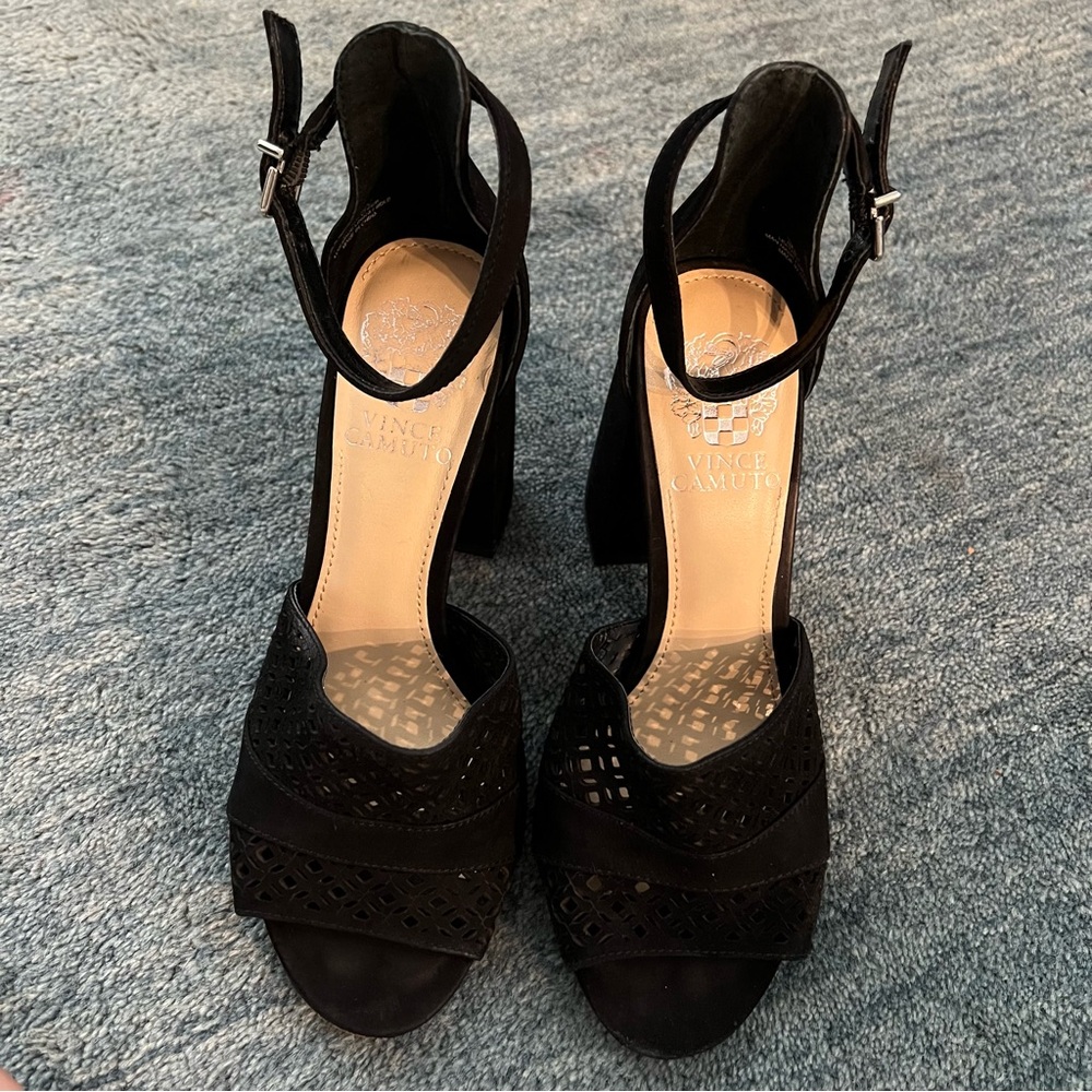 Vince Camuto Gidge Black Sandals Size 7.5M - Picture 6 of 12